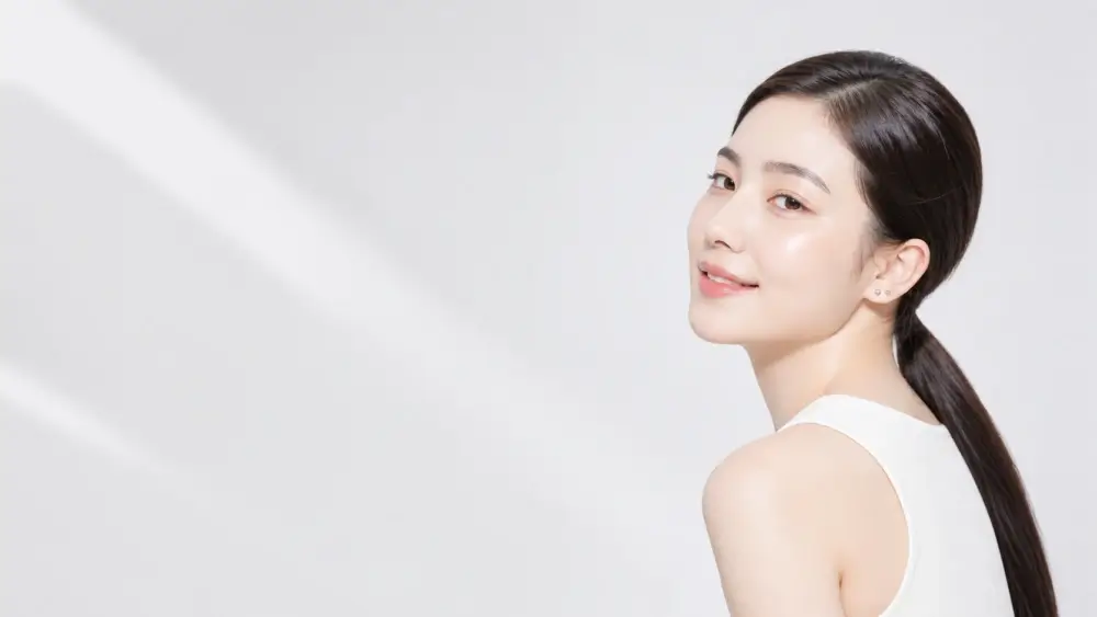 뷰티 뽀개기 회사소개 페이지용 뷰티 히어로 이미지